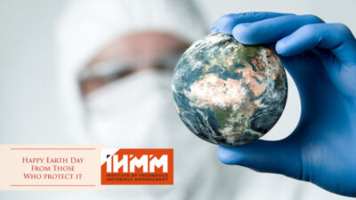 Pandemic concept, close up of scientist holdnig and analyzing planet earth